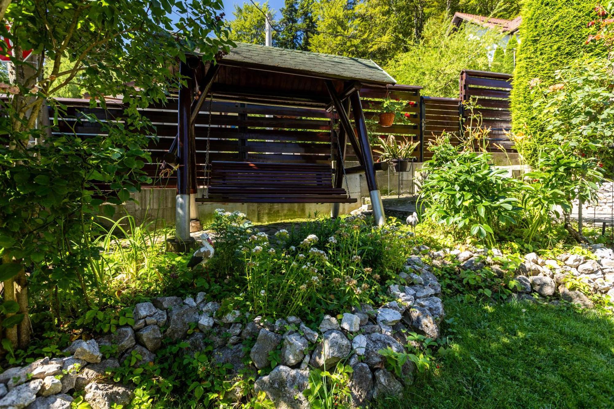 Villa Falco Bianco Busteni Exterior photo
